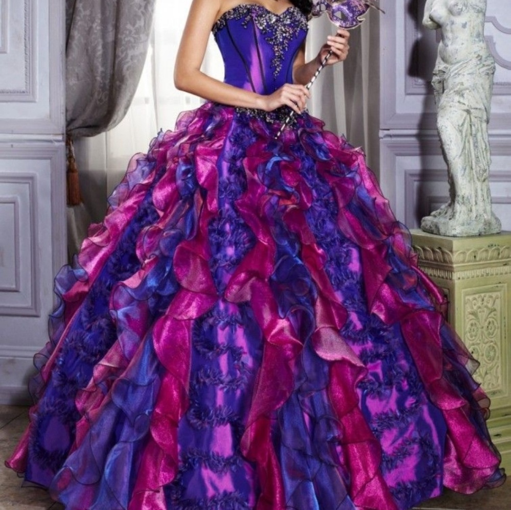 House of Wu Black and Fuchia Quincenera/Prom Dress